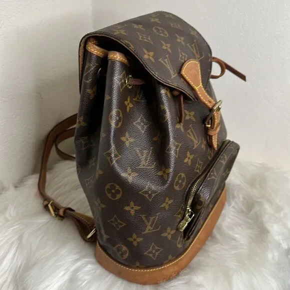 💯Authentic Louis Vuitton Monogram Backpack Small size🍀 - Picture 10 of 17